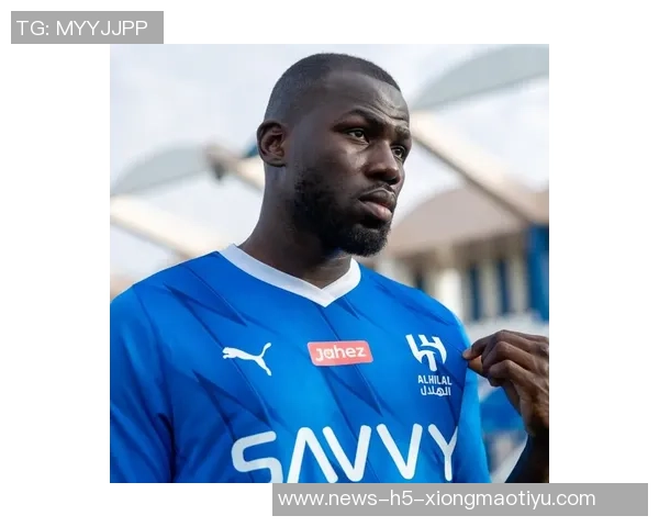 芬奇称赞库利巴利场均表现稳定正在逐步找到自己的篮球定位 芬奇称赞库利巴利场均表现稳定正在逐步找到自己的篮球定位